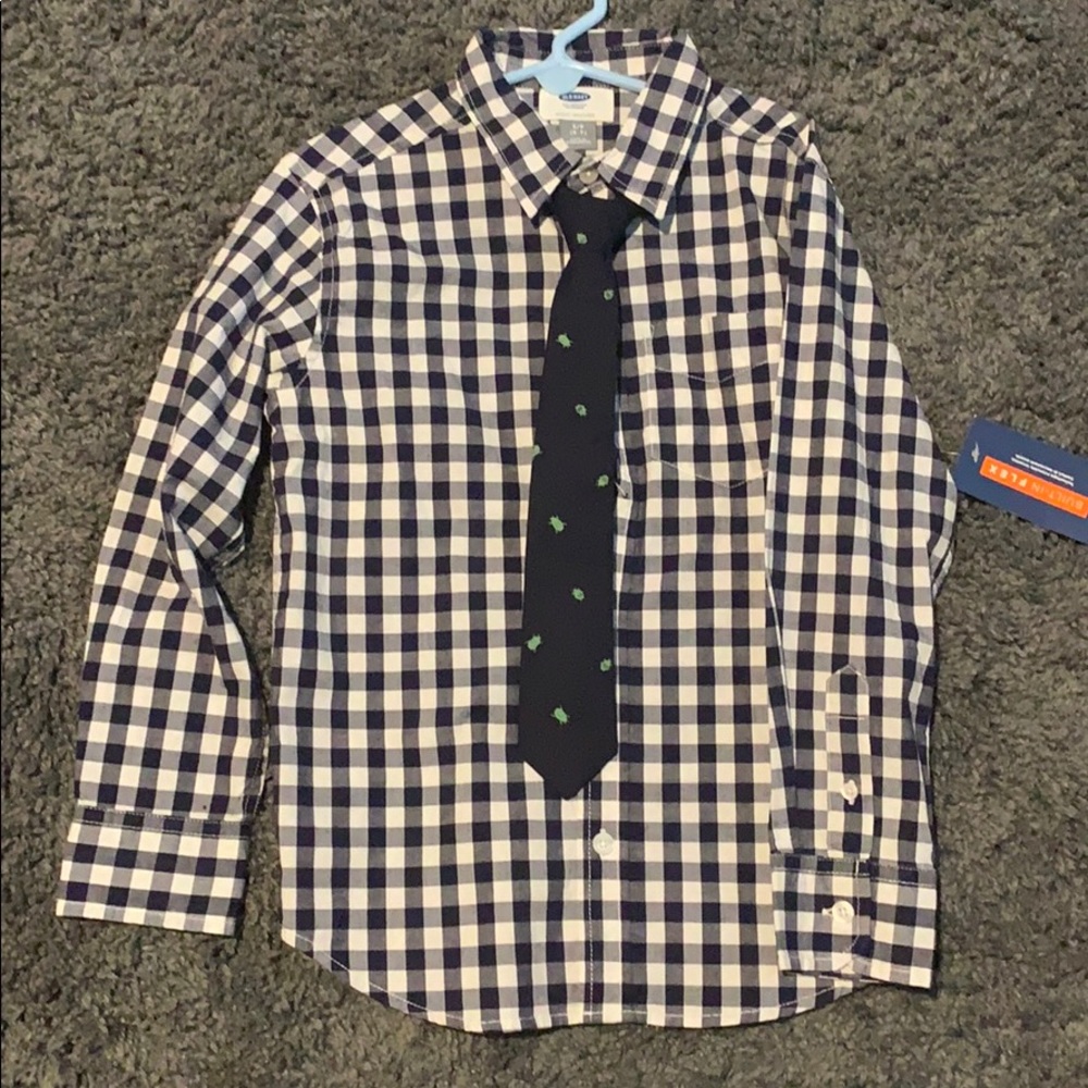 Boys 6/7checkered button down with tie. Easter!